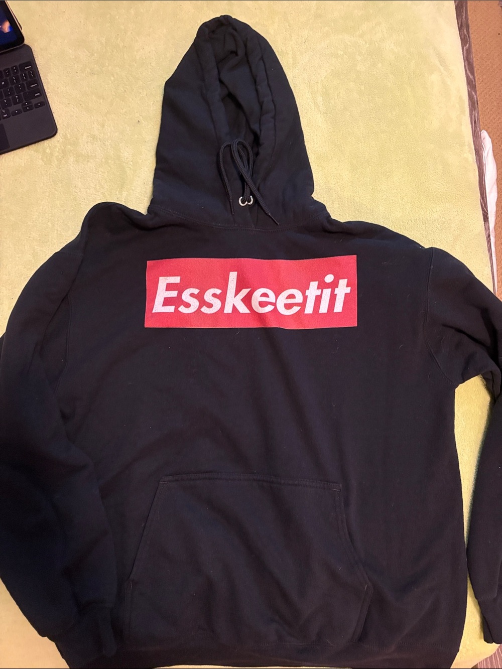 Port and Company Black Hoodie with Red 'Esskeetit' Print
